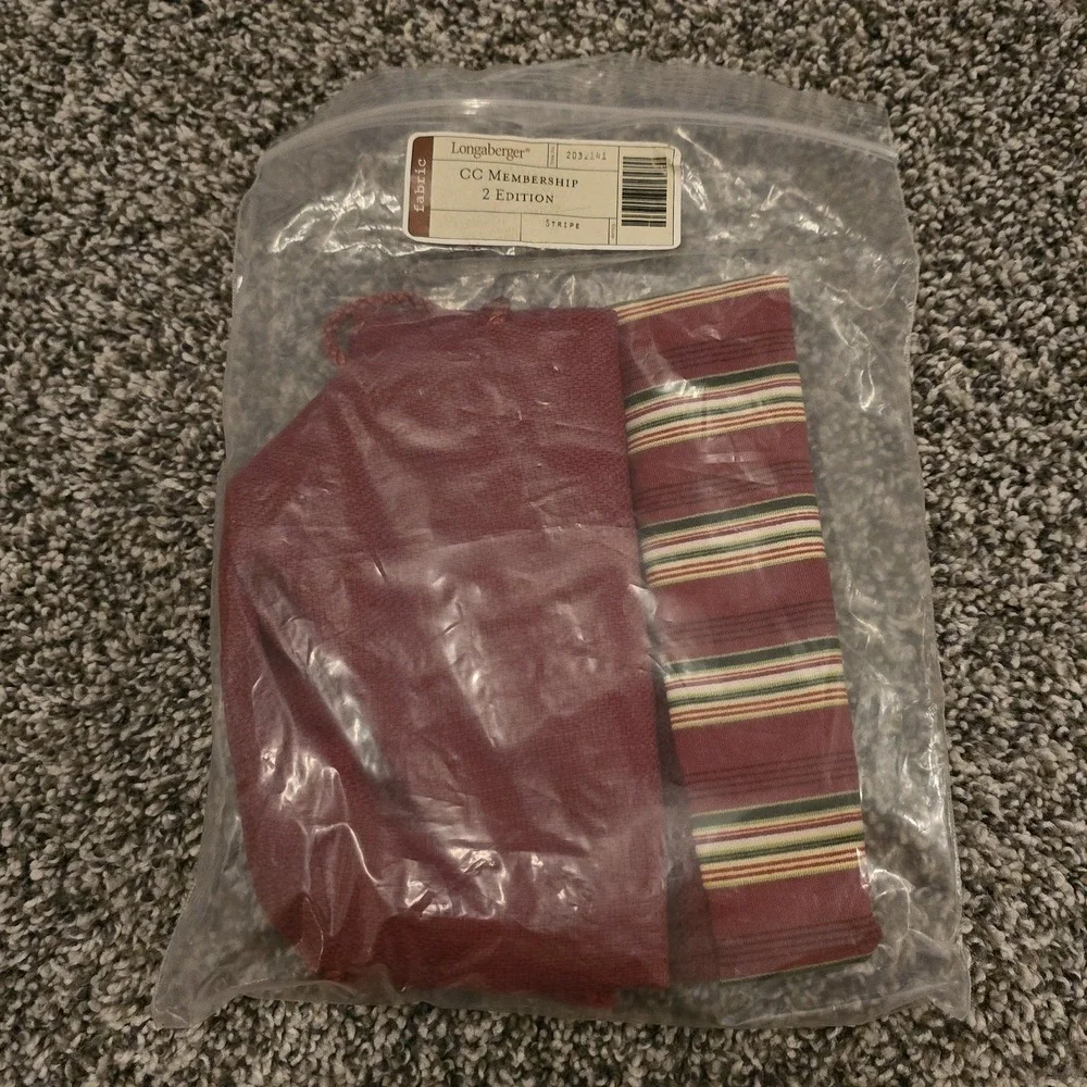 Longaberger Holiday Beverage Carrier Liner Striped‎ Maroon Color w/ Tassels